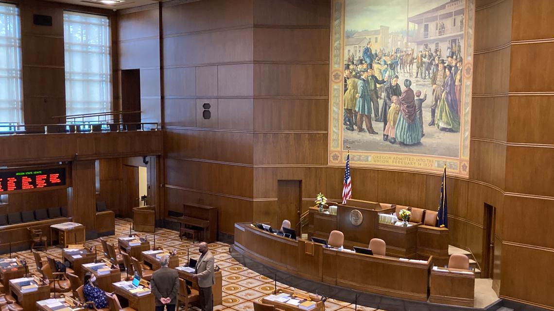 Oregon Senate votes to move referendum on transportation funding package to May primary