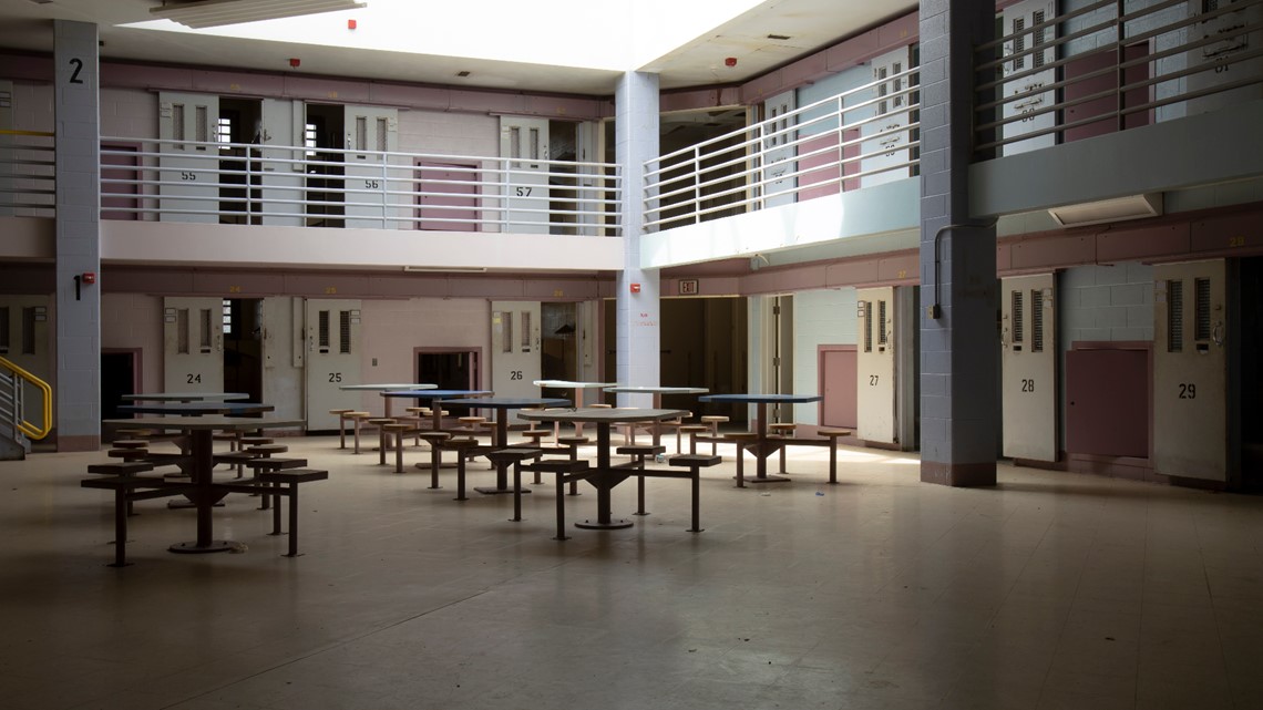 Private companies must serve Oregon jail inmates equally - Vimarsana News