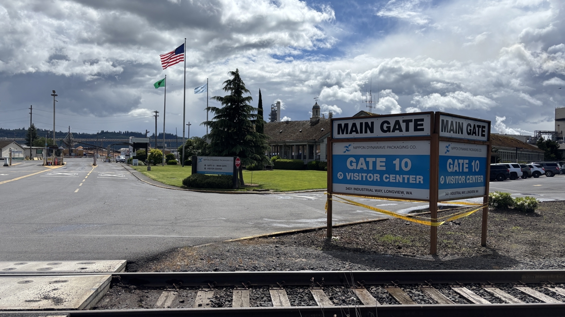 A ruptured chemical tank at Longview's Nippon Dynawave facility has resulted in multiple fatalities and injuries.