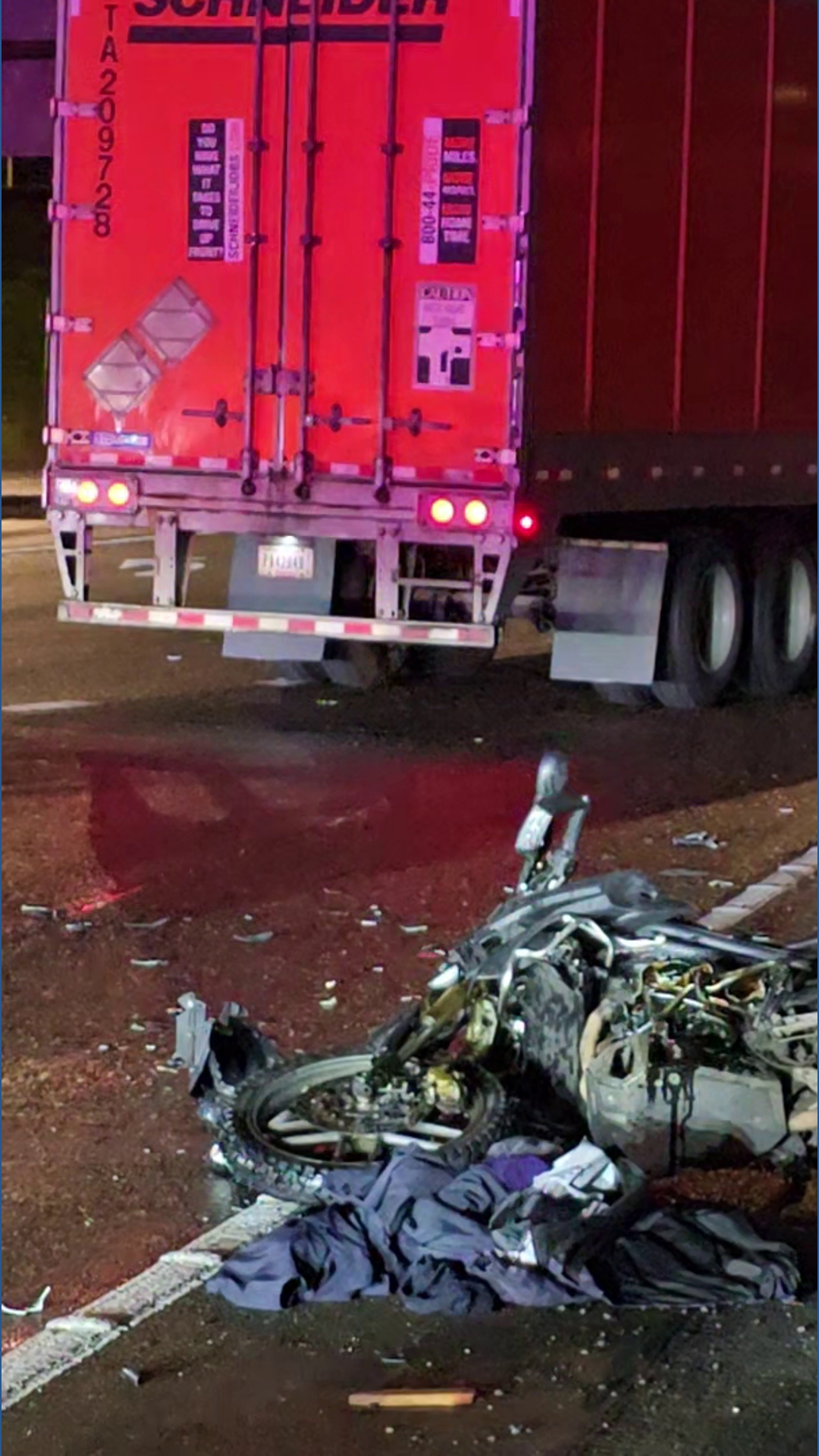 Motorcyclist dead after crash with semitruck | kgw.com
