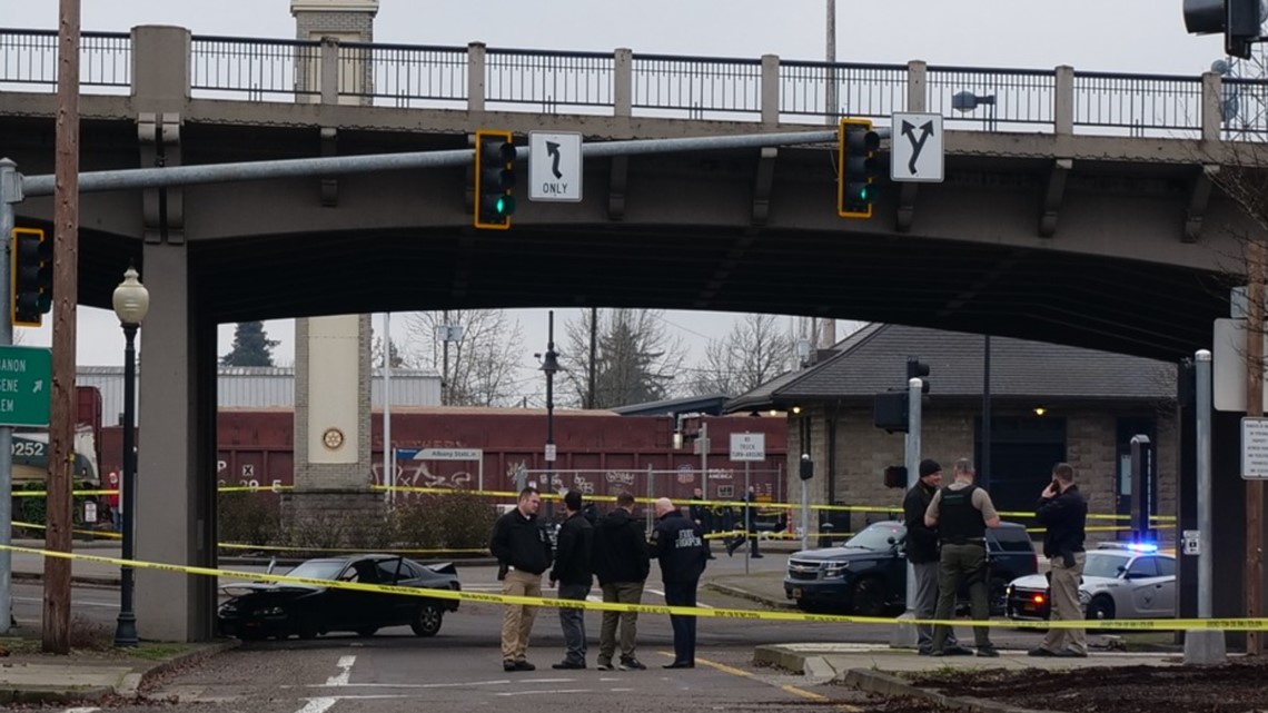 Person Shot In Albany After Car Chase With Oregon State Troopers, Linn ...