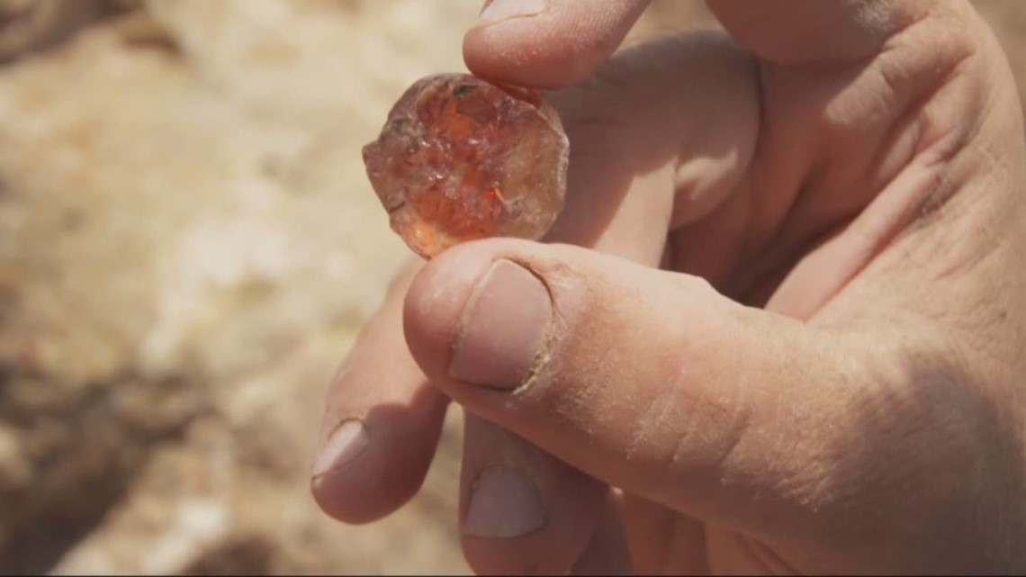 Oregon's Hidden Gem: The Spectrum Sunstone Mine  kgw.com