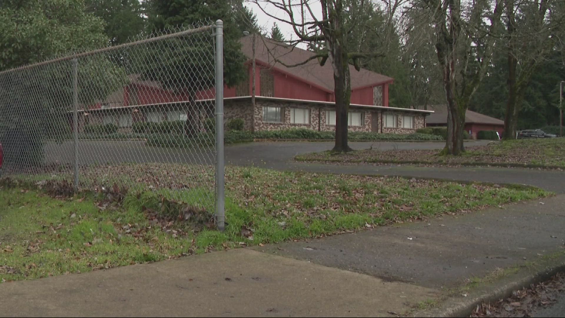 East Portland neighbors grapple with city's plan to open new homeless ...