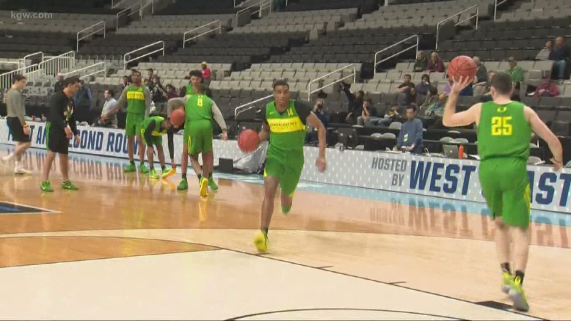 The Oregon Ducks are getting ready to open their NCAA Tournament against Wisconsin.