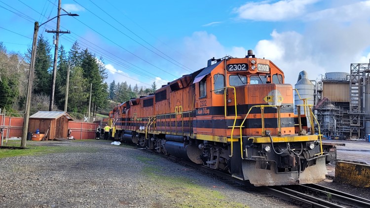 Oregon coast train derailment finishes weeklong cleanup effort