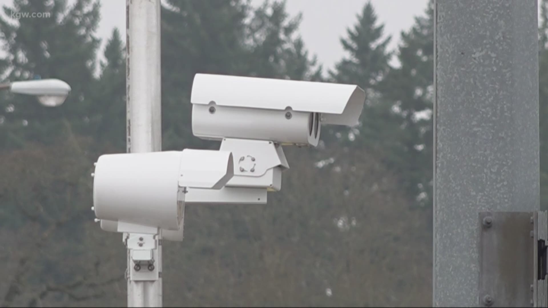 Citations Begin For Red Light Cameras In Tigard Kgw Com