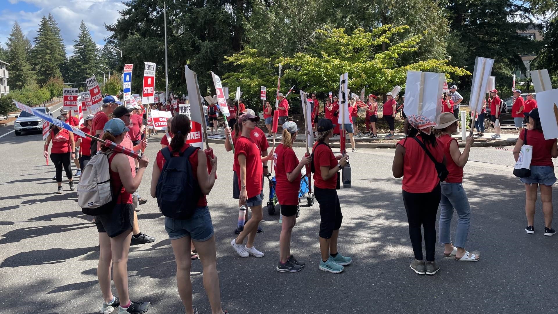 Evergreen Public Schools could delay pay for striking teachers