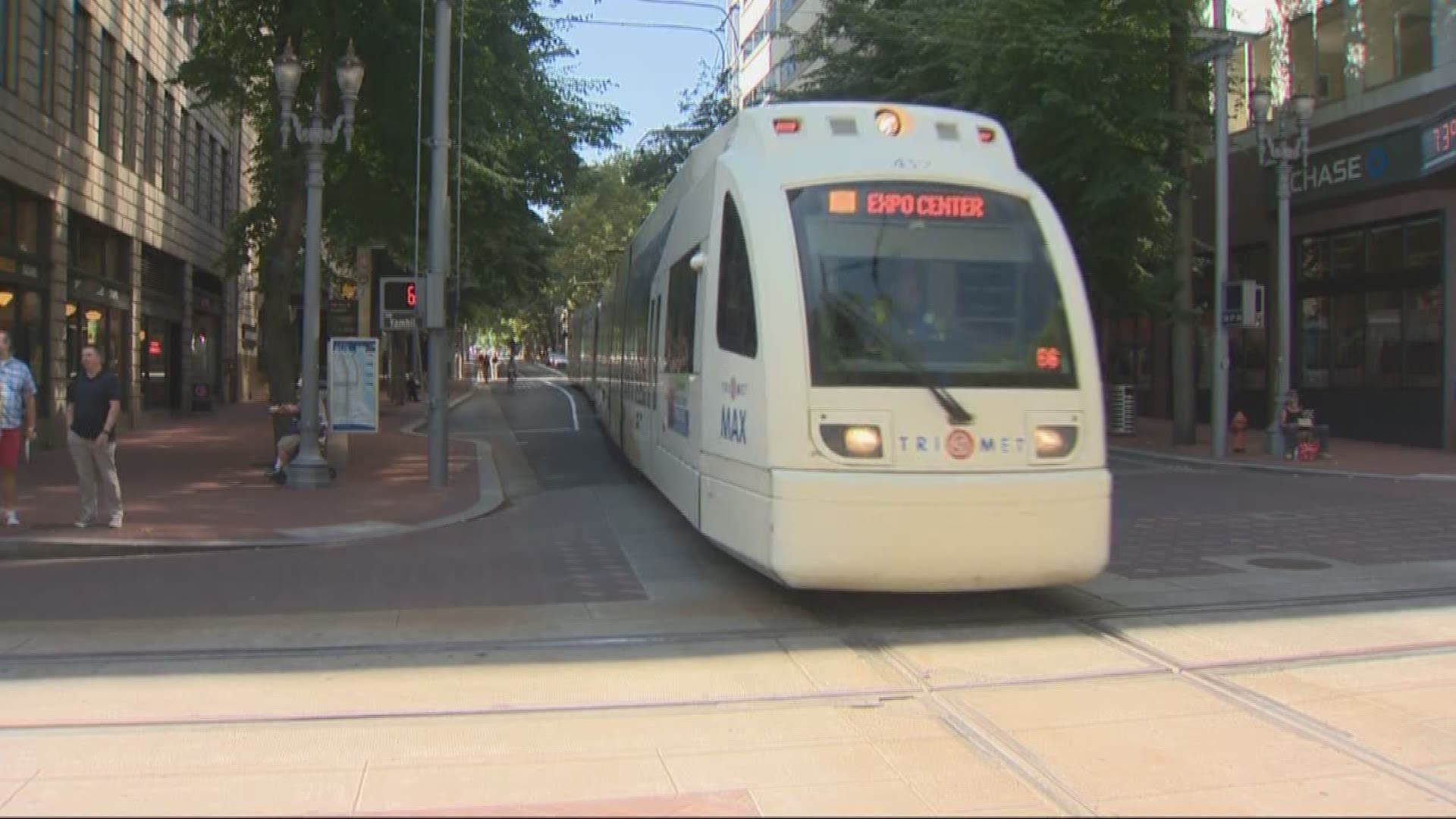 Why do TriMet trains slow down in the heat?