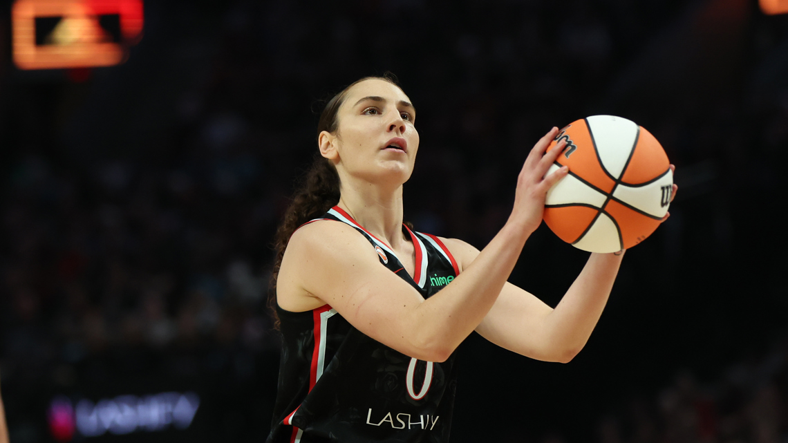 Leite scores 20 and the Fire win third straight with 71-61 victory over the Sun