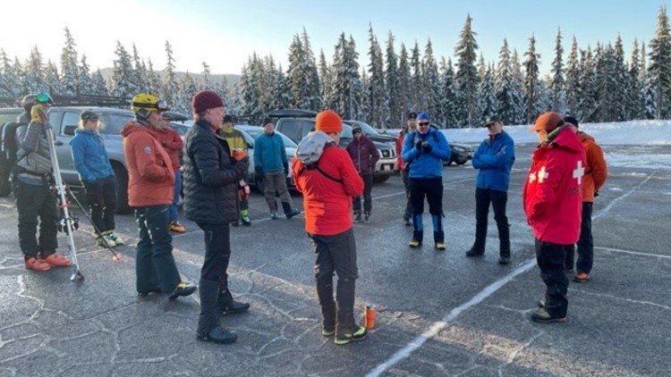 Search suspended for missing snowboarder on Mount Hood