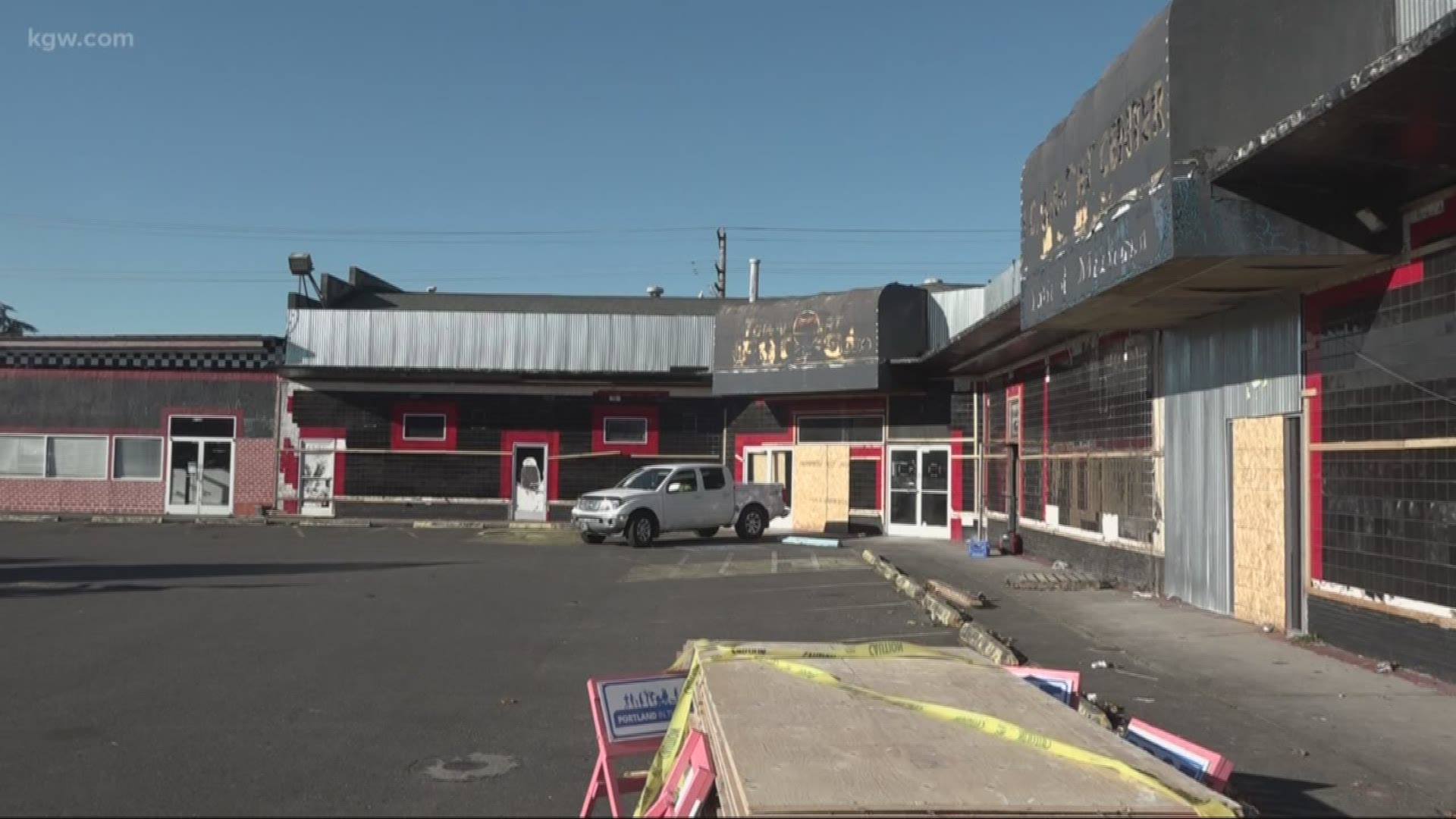 A strip club being torn down has area neighbors happy.