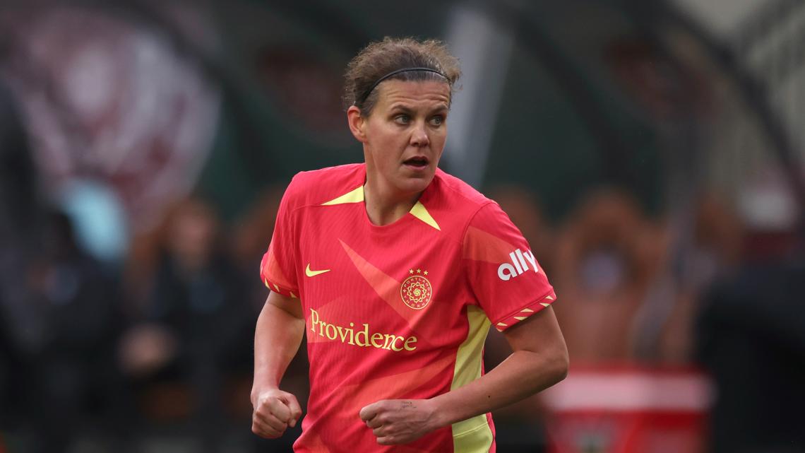 Portland Thorns Hand Orlando Pride First Loss