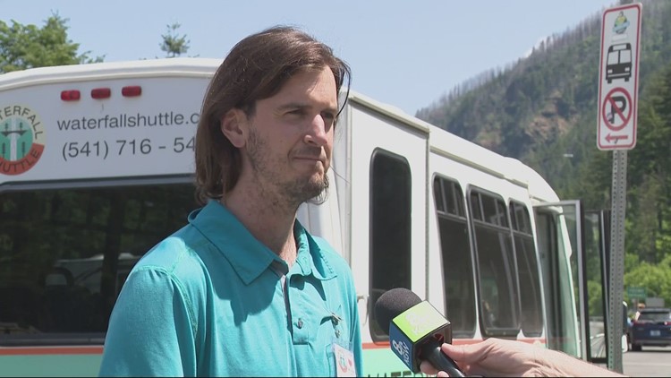 New permit system blamed for parking lot congestion at Multnomah Falls
