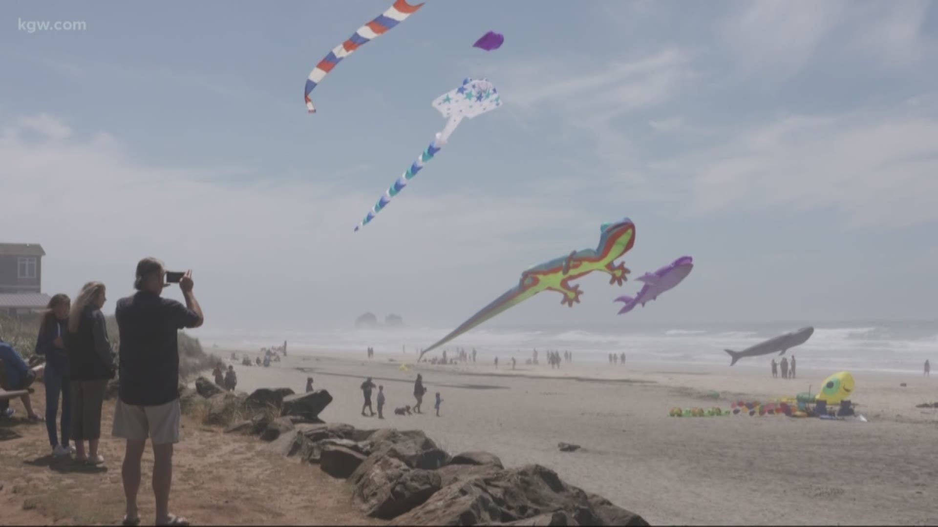 Grant's Getaways: Flying kites at Rockaway Beach.