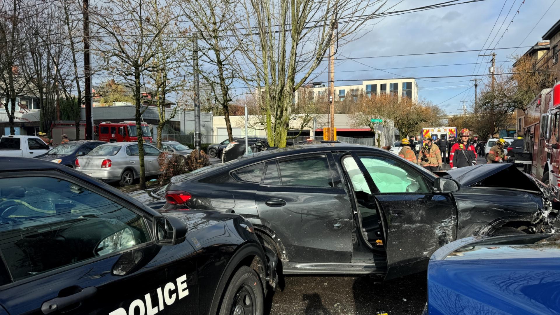 Suspect in stolen car causes crash in Northwest Portland | kgw.com