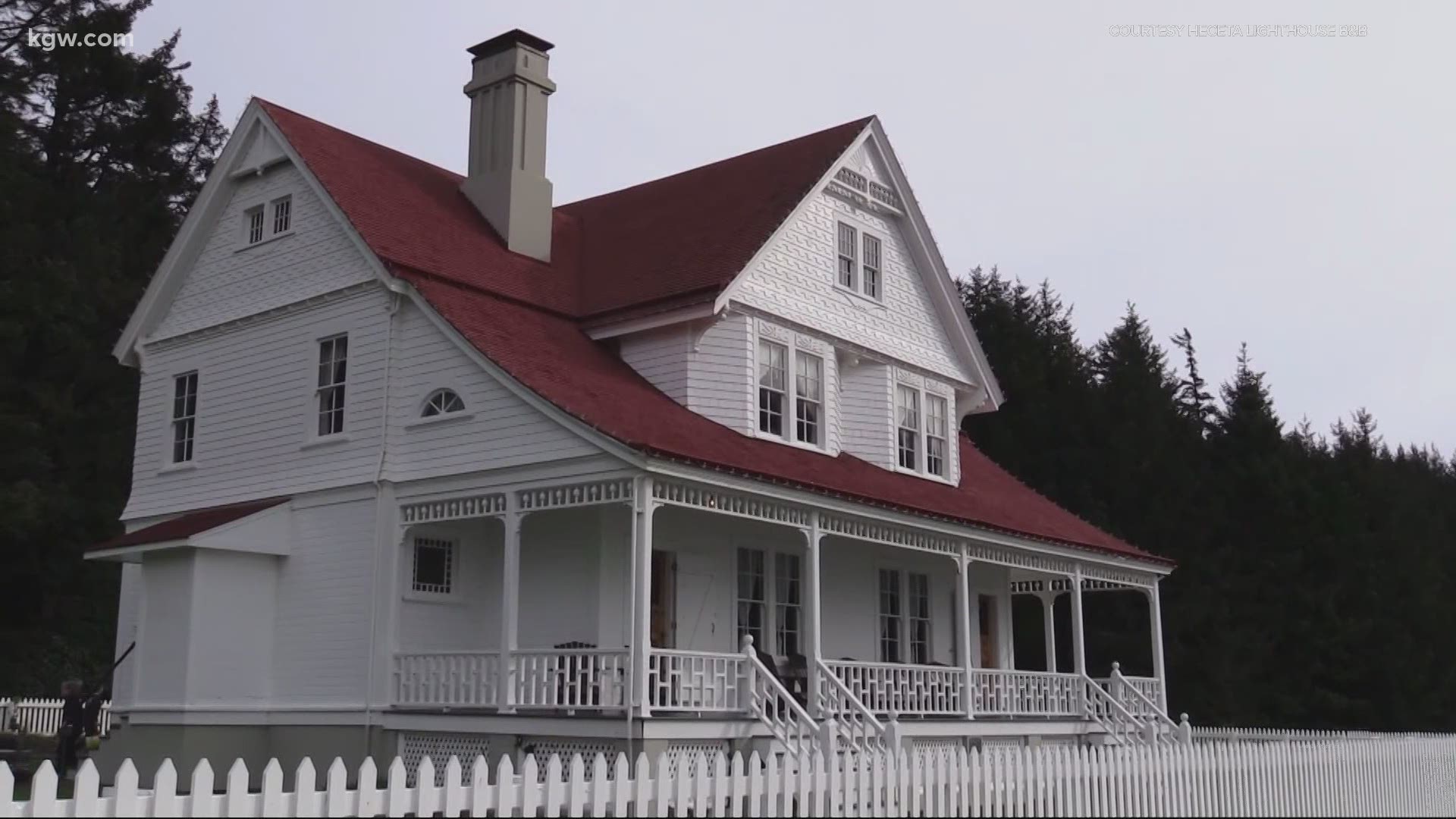 The bed and breakfast next to the iconic Heceta Head lighthouse has turned 25 years old, but the operators are struggling instead of celebrating.