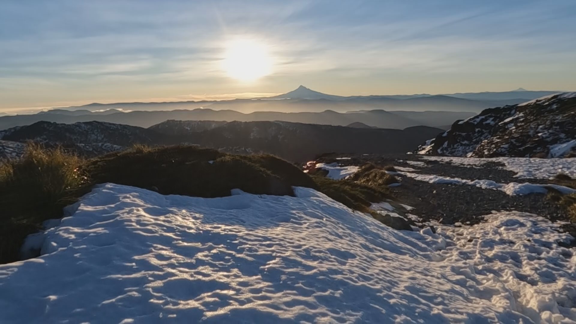 A new year comes new adventures. KGW photojournalist Jon Goodwin went on his first trek of 2023 and the trail offered views of Mount Hood and Mount Rainier.