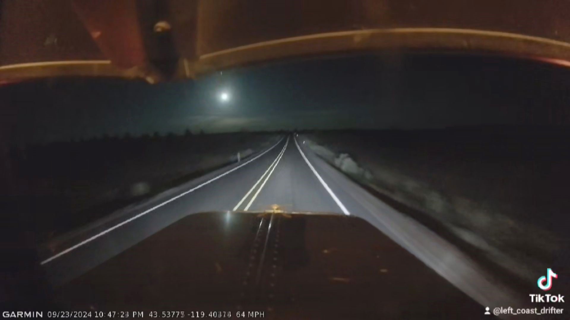 Meteor fireball streaks over western Oregon Monday evening