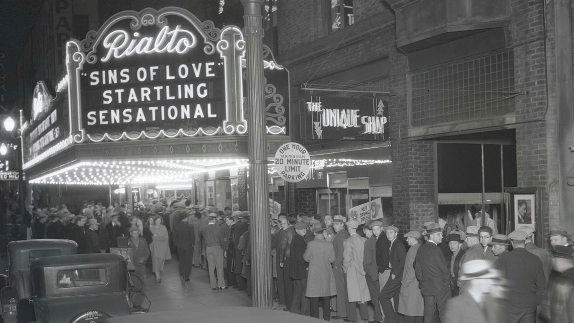 Oregon movie theaters in the early 20th century