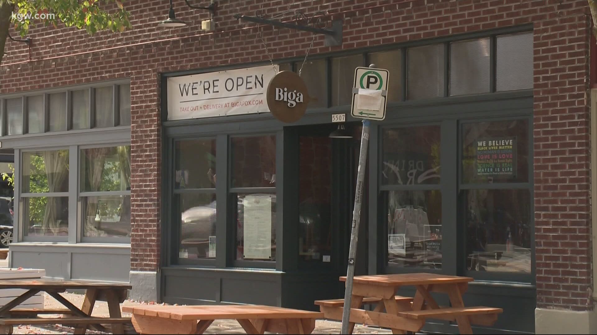 Without the ability to sell alcohol, bar owners aren’t sure how they’ll get through this second shutdown. Morgan Romero reports.