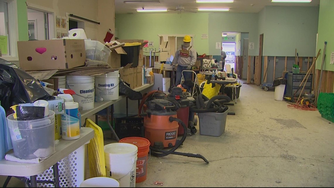 Team Rubicon helping revive center helping homeless in Chehalis
