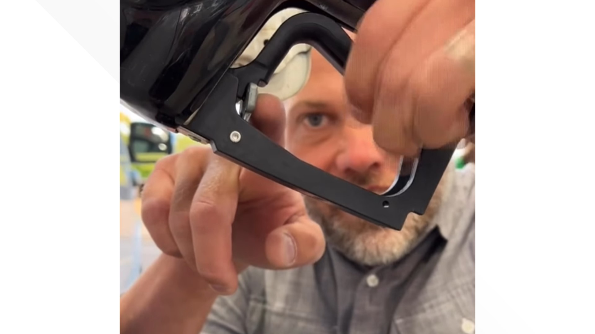 How to pump your own gas in Oregon