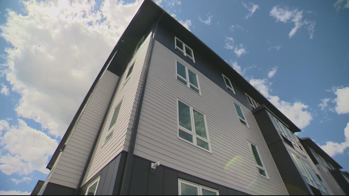 Affordable housing project opens in Southeast Portland
