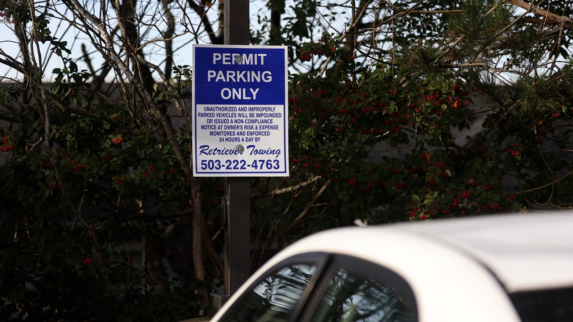 Gift delivery for Happy Valley family hindered by towing company - Vimarsana News