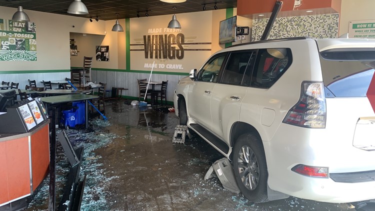 Person critically injured after driver crashes into Clackamas Wingstop