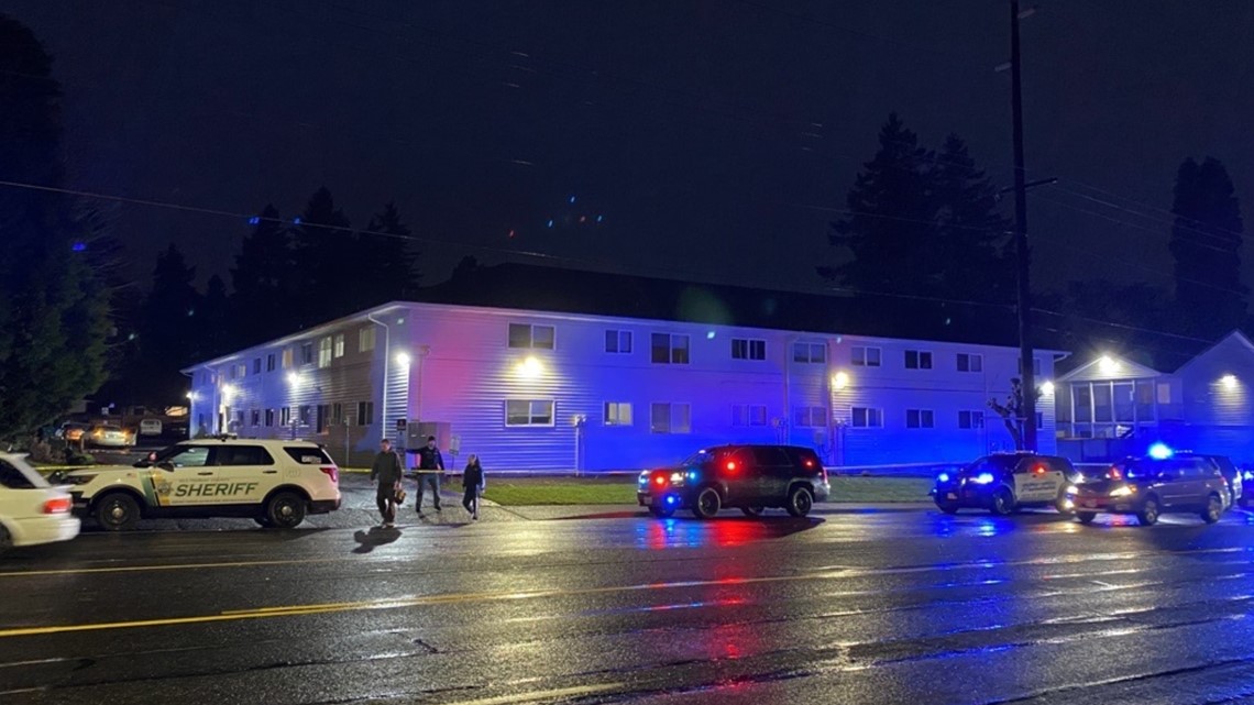 Homicide in Gresham: 1 person killed, 2 injured | kgw.com