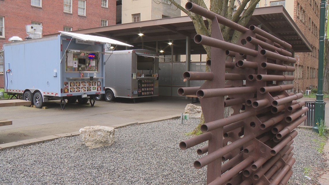 Food cart owners try to save pod at Portland State University - Vimarsana News
