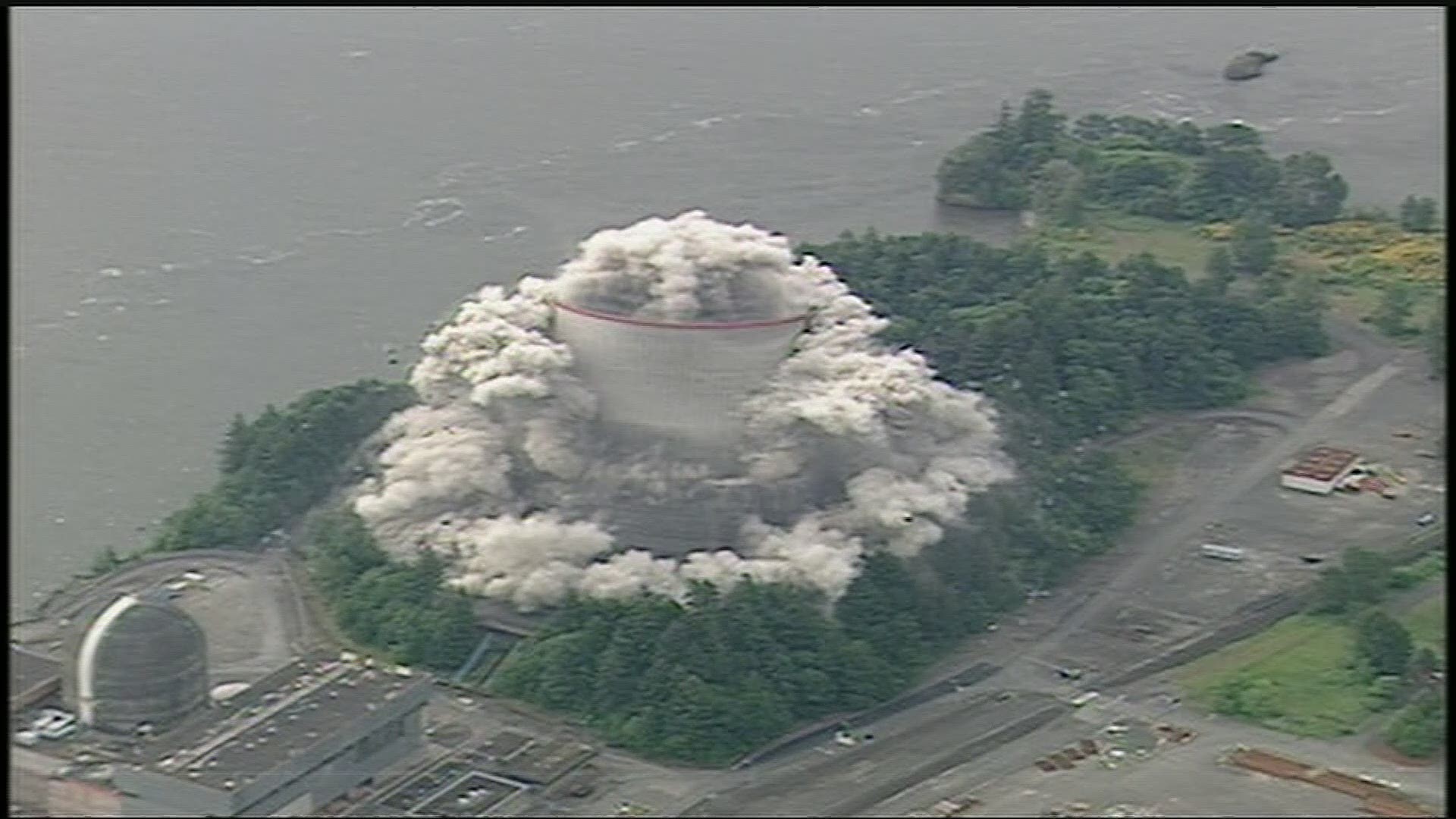 KGW video from the 2006 Trojan nuclear power plant implosion in Rainier, Oregon