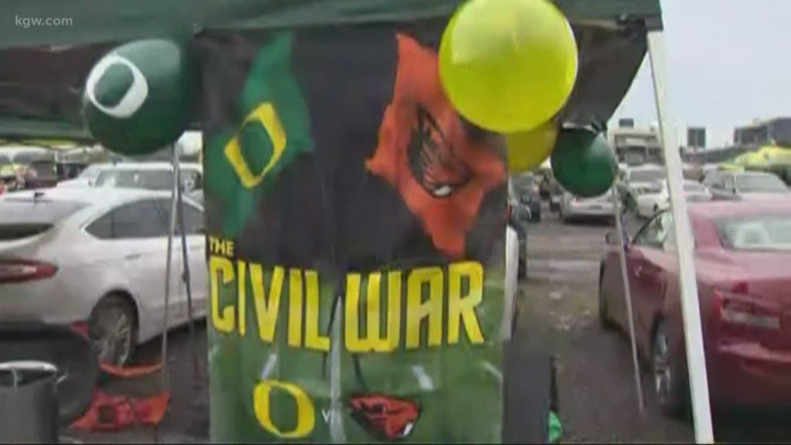 It’s Civil War week! Fans of the Ducks and Beavers are getting ready.