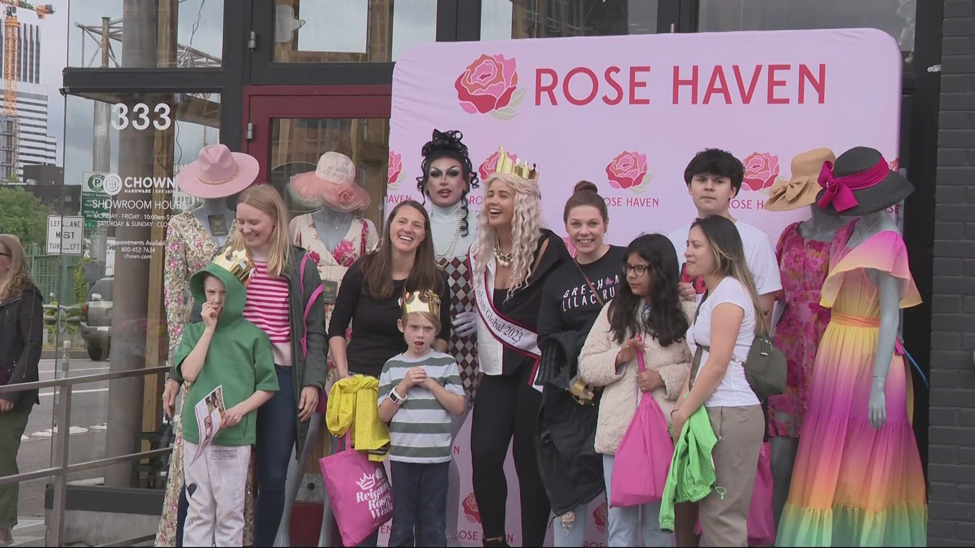 Rose Haven held its 12th annual Reigning Roses Walk to honor mothers and raise funds for women, children, and gender-diverse people in Portland.