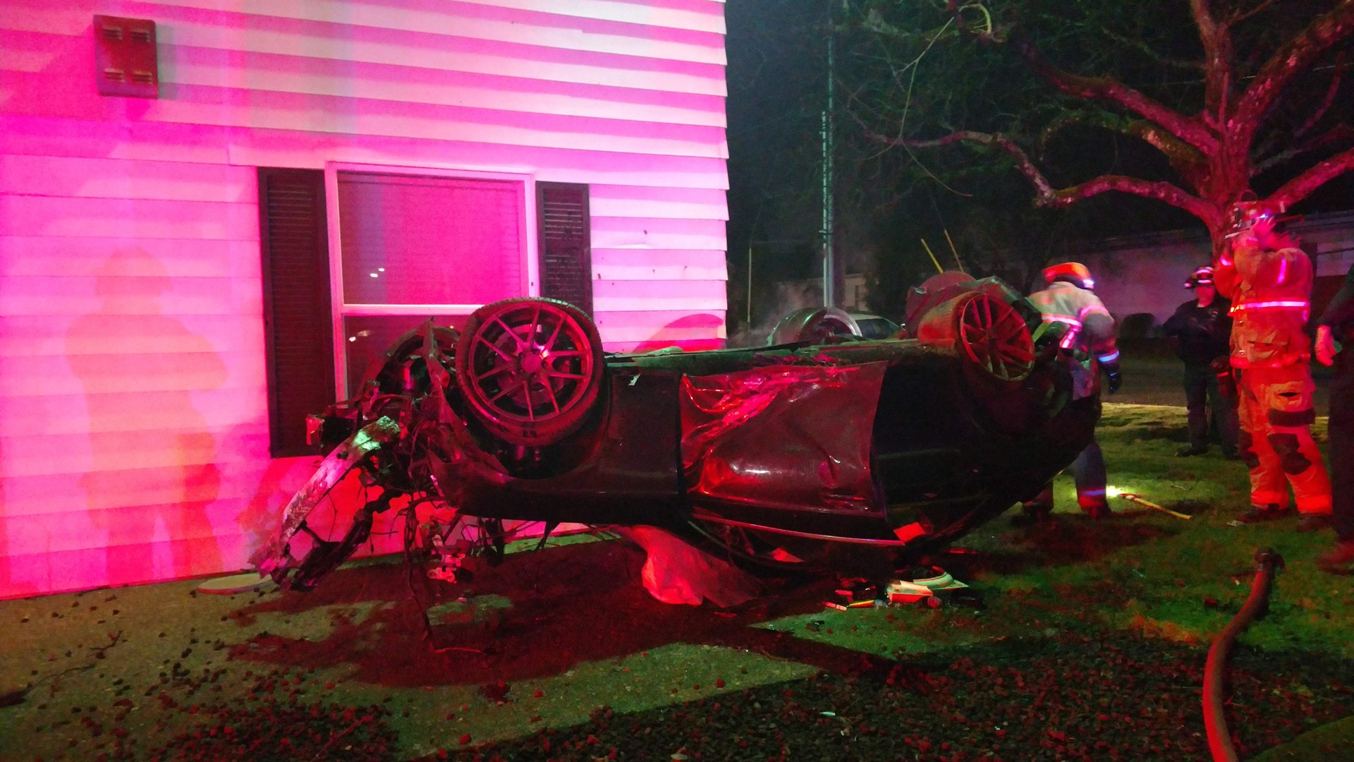 Passenger found injured after Gresham crash