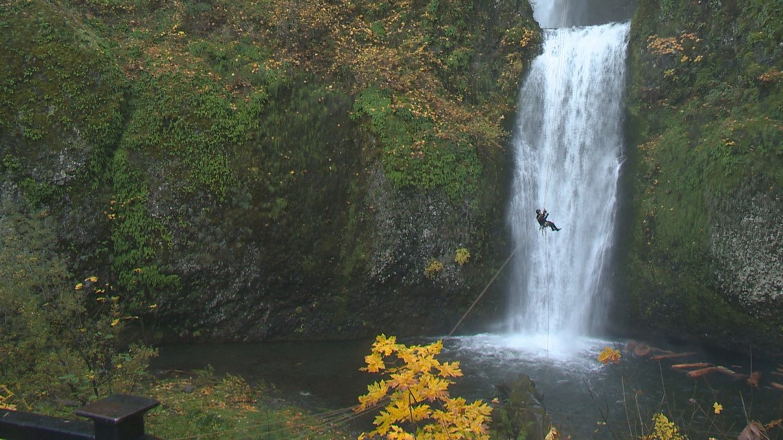 How search and rescue cleans up Multnomah Falls - Vimarsana News