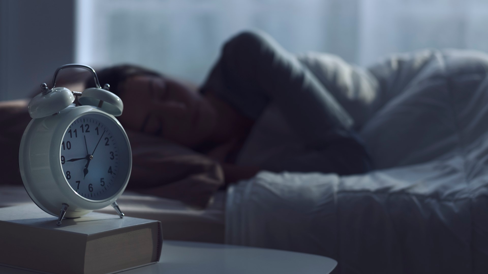This study went a step further than the duration of sleep, instead looking at a number of sleep patterns that could impact a person's lifespan.
