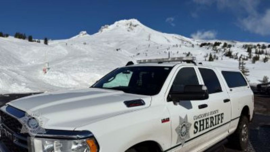 Search Ongoing for Missing Mount Hood Climber