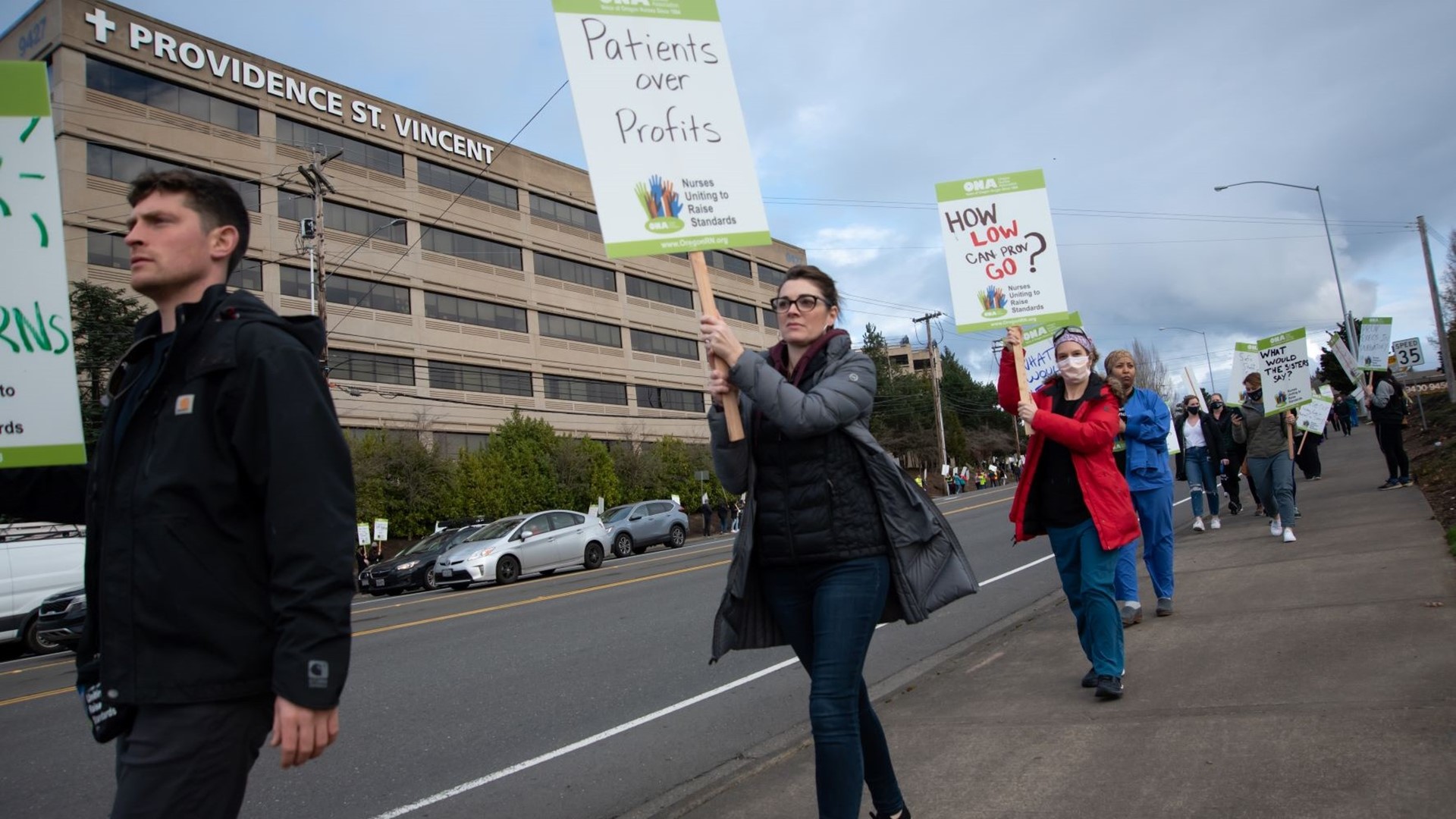 Nurses issue 10-day strike notice at three Providence facilities | kgw.com