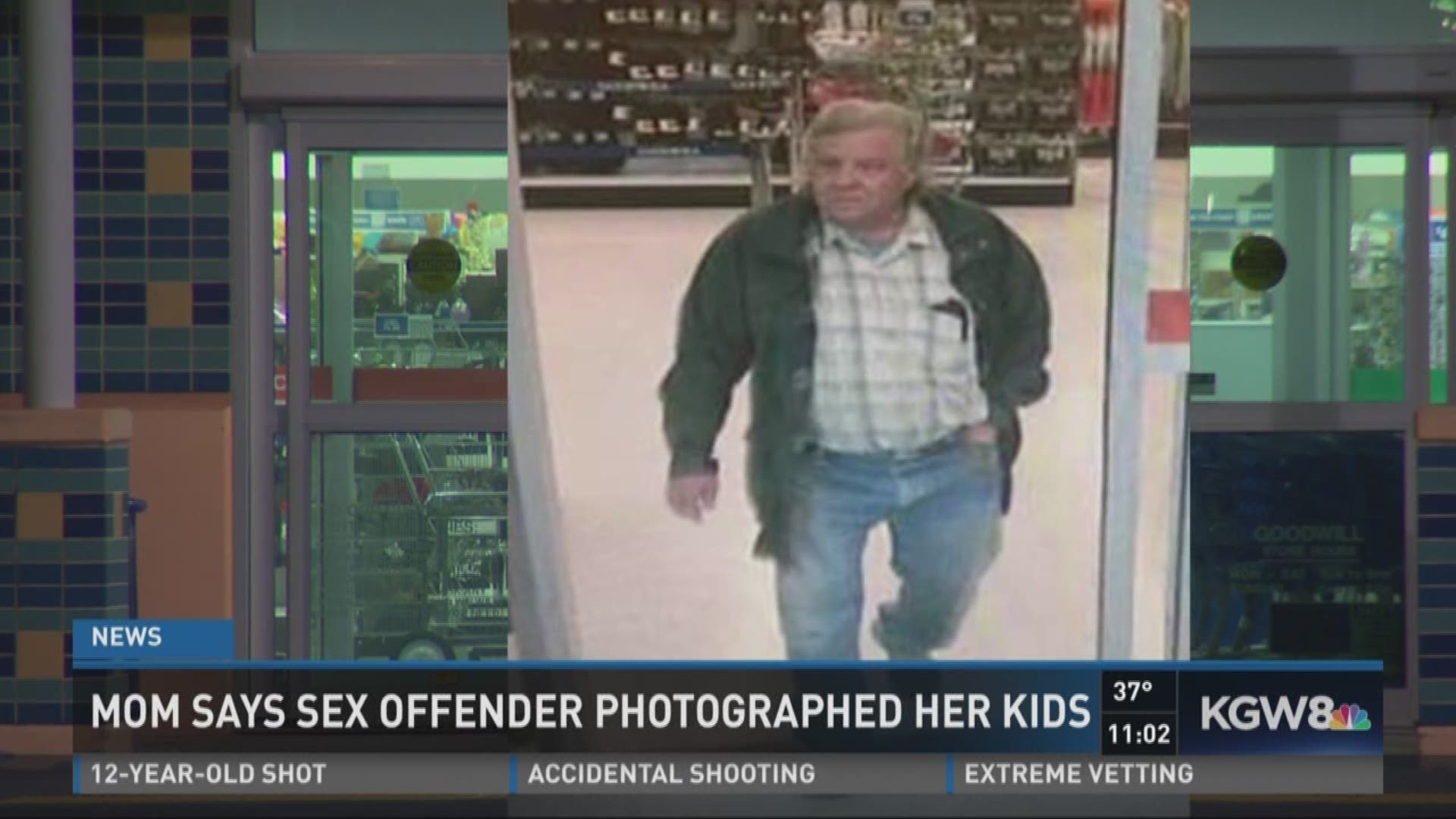 Mom says sex offender photographed her kids