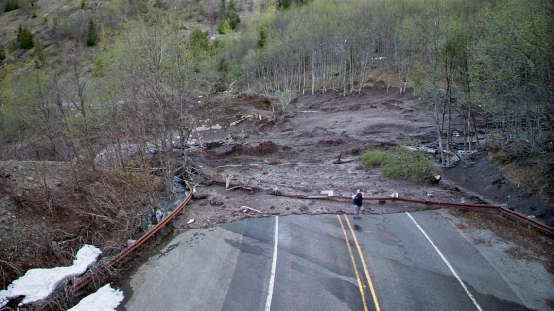 What s open around SR 504 landslide closure near Mount St. Helens