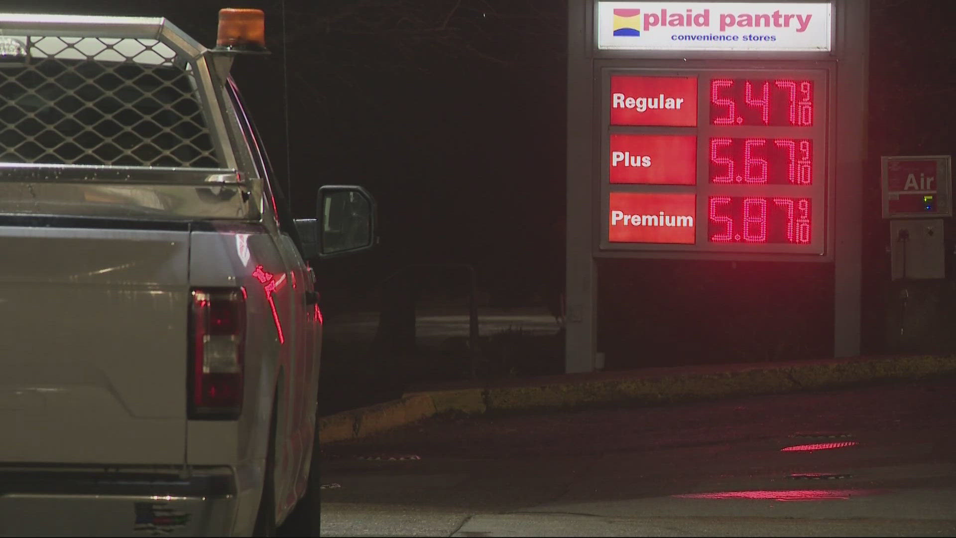 AAA shares tips to make your car more fuel efficient | kgw.com
