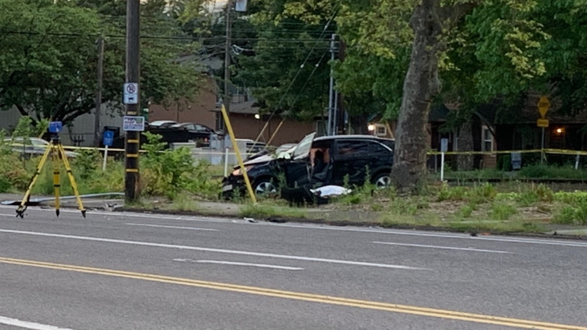 Driver killed in Northeast Portland crash | kgw.com
