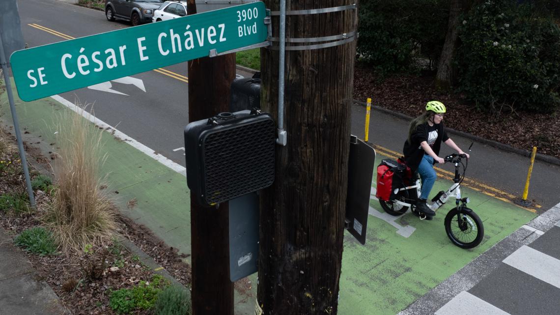 Portland City Council advance proposal to rename Cesar E. Chavez Boulevard to Campesinos Boulevard