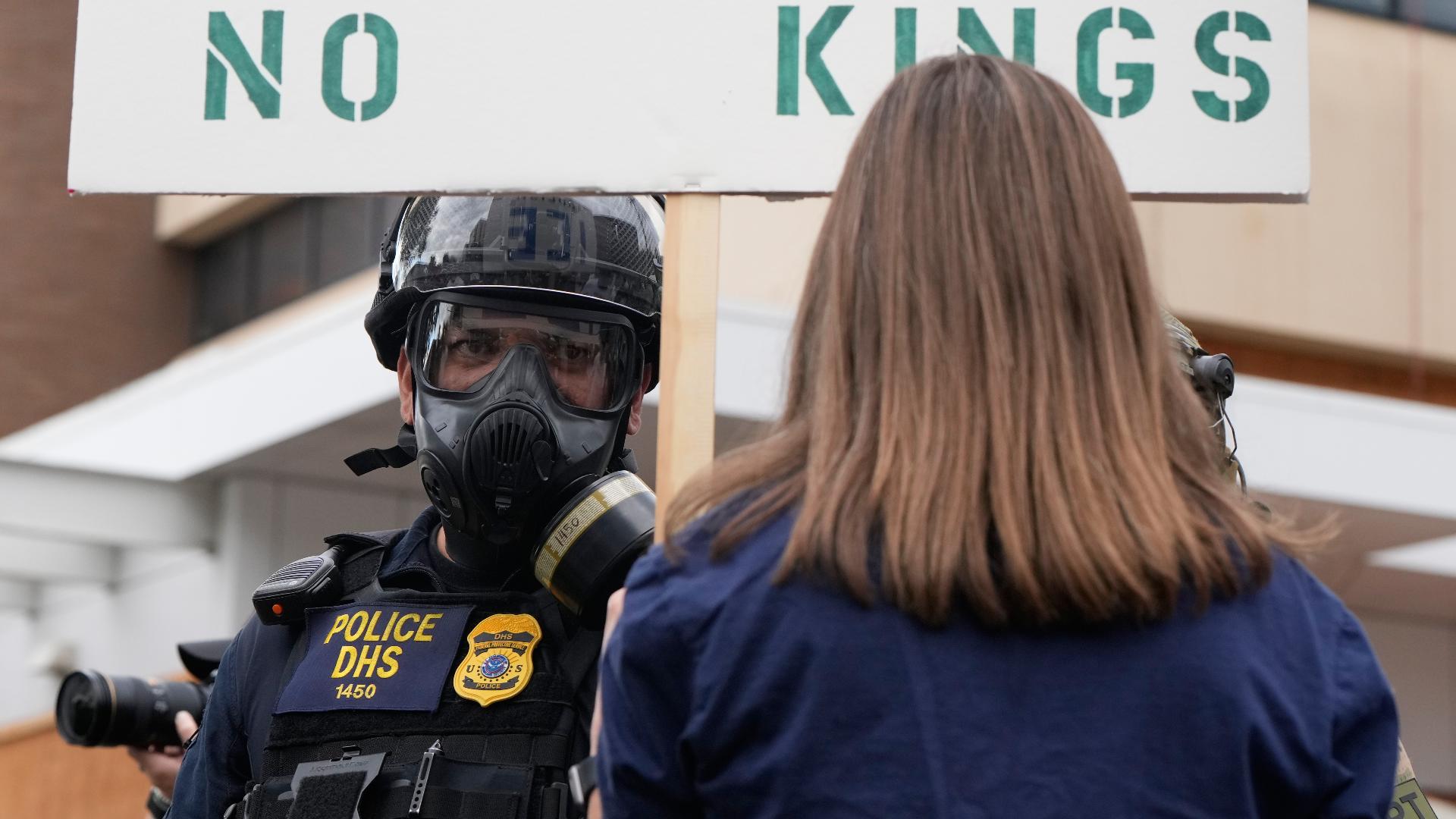 Feds use tear gas on protesters at Portland ICE facility Saturday | kgw.com