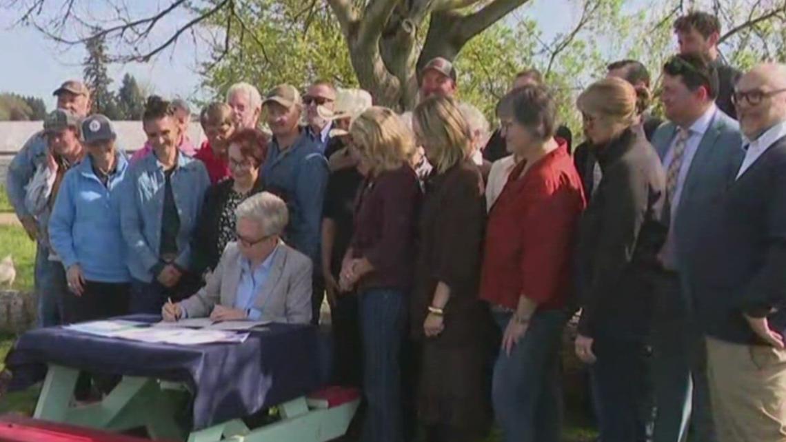 Oregon Gov. Kotek signs bill loosening restrictions for farm stands, propping up 'agritourism'