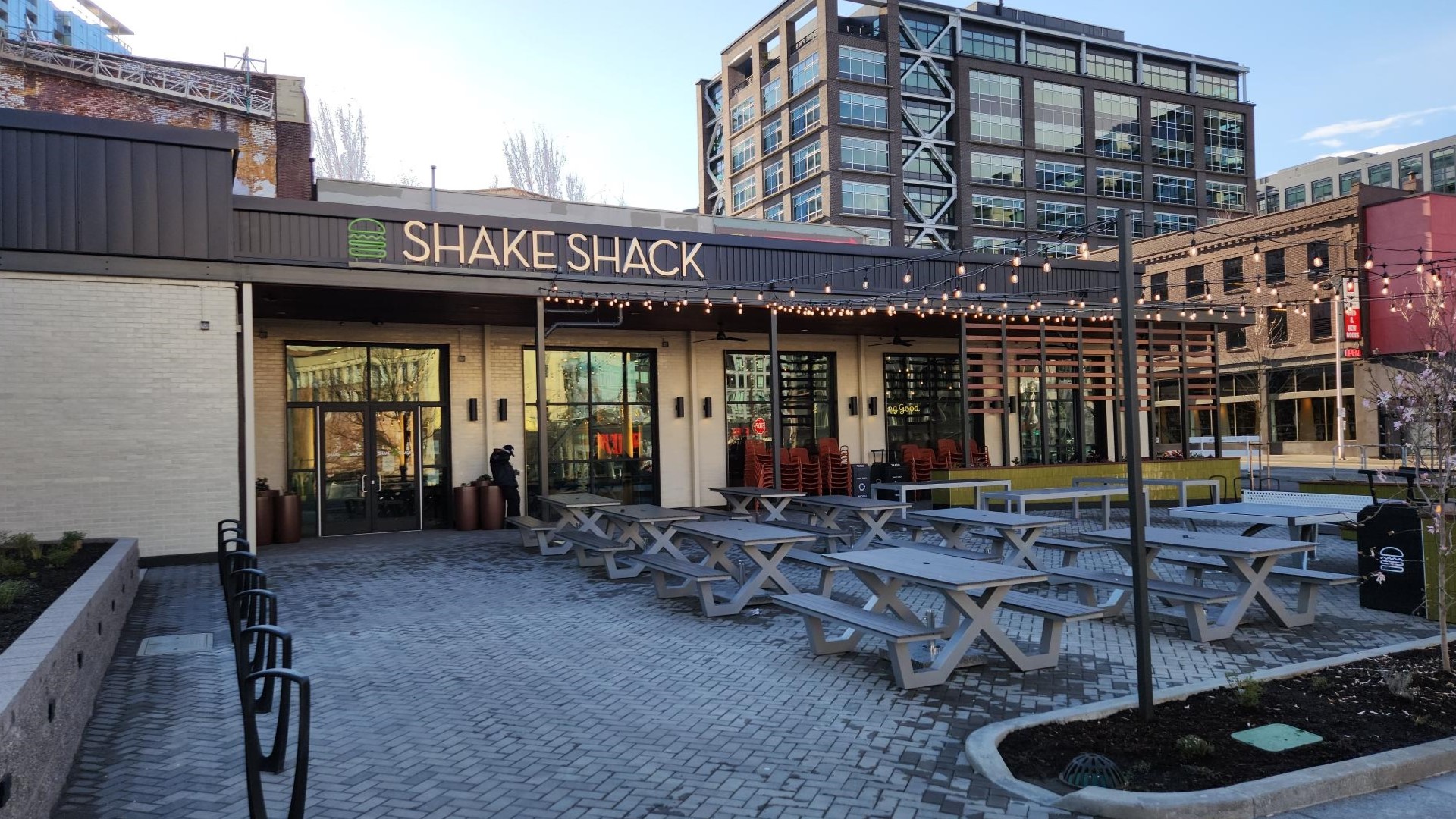 When will Shake Shack's Portland location open? Date announced