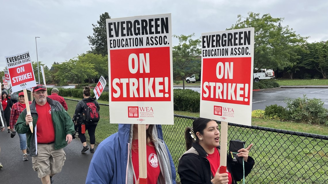 Evergreen, Camas schools stay closed Tuesday amid ongoing strike