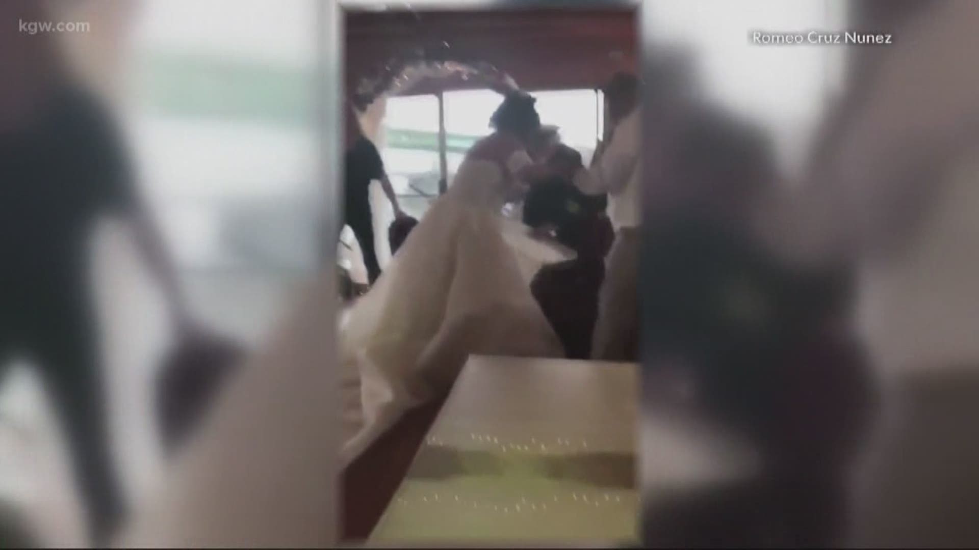 A Salem couple’s romantic wedding on a boat suddenly turned into a frightening situation. Fortunately, nobody was seriously injured.