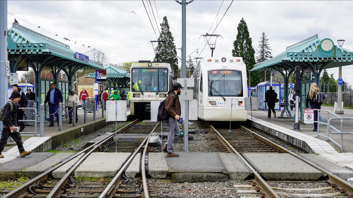 MAX Light Rail Service